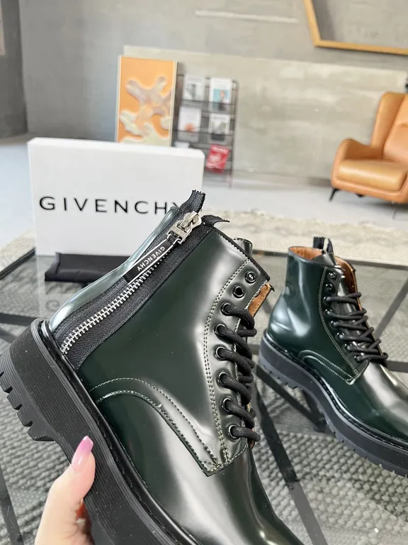 Givenchy Shoe 